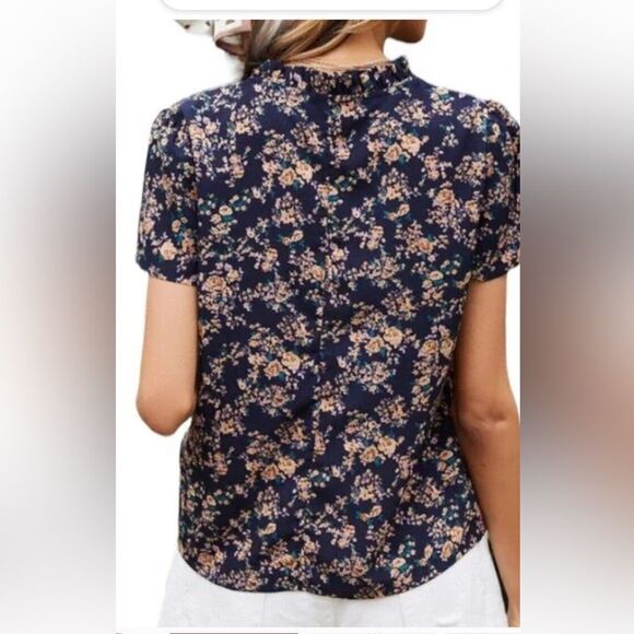 Shein Curve Allover Floral Notch Neck Blouse Size XXL 2XL Navy Blue Multi Ruffle - Picture 2 of 5